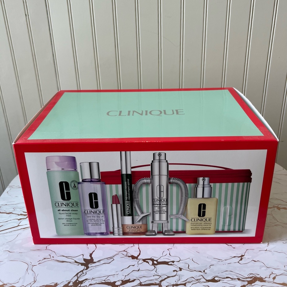 CLINIQUE - THE BEST OF CLINIQUE KIT. 7 FULL SIZE PRODUCTS. NEW IN BOX